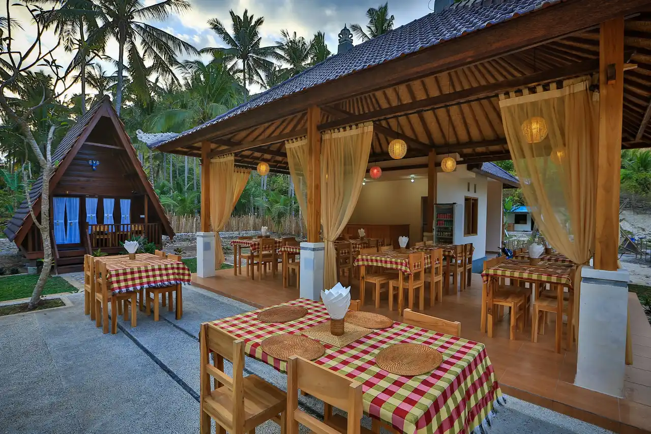 Restaurant at Mahaloka Valley Resort
