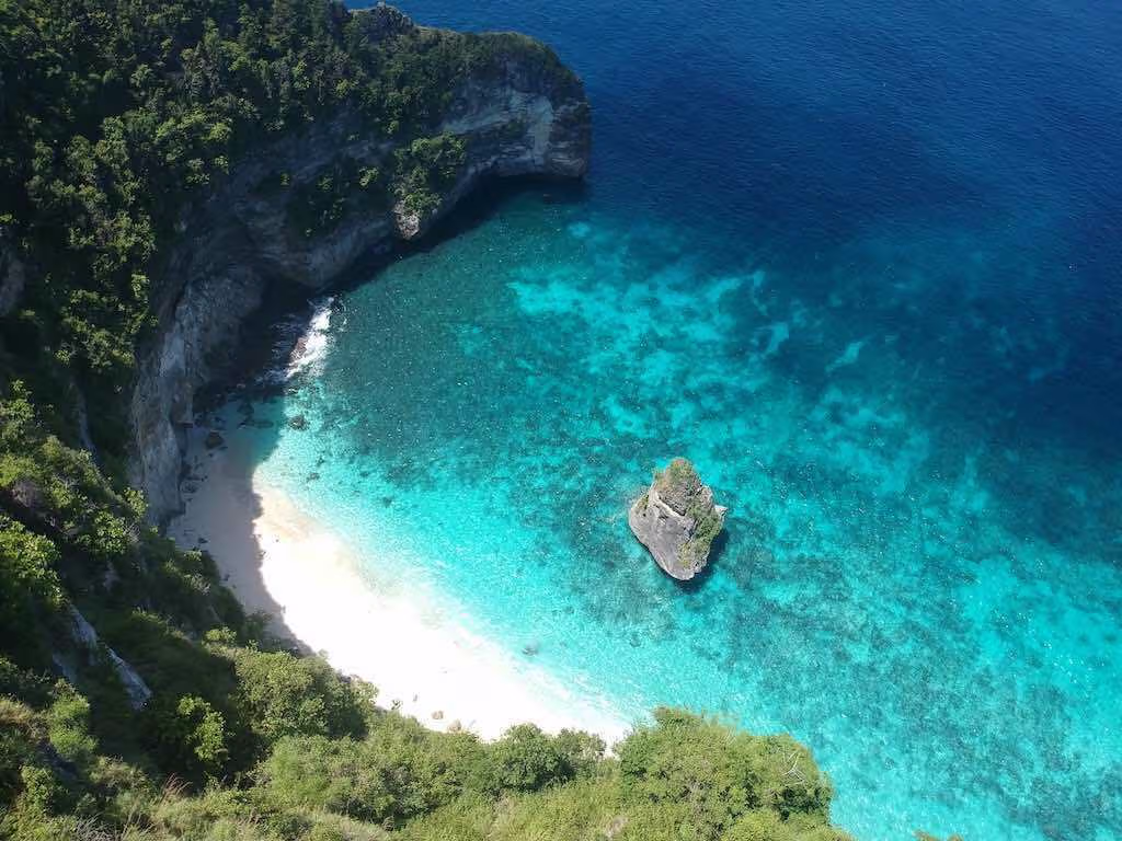 Suwehan Beach for a custom east-side Nusa Penida tour