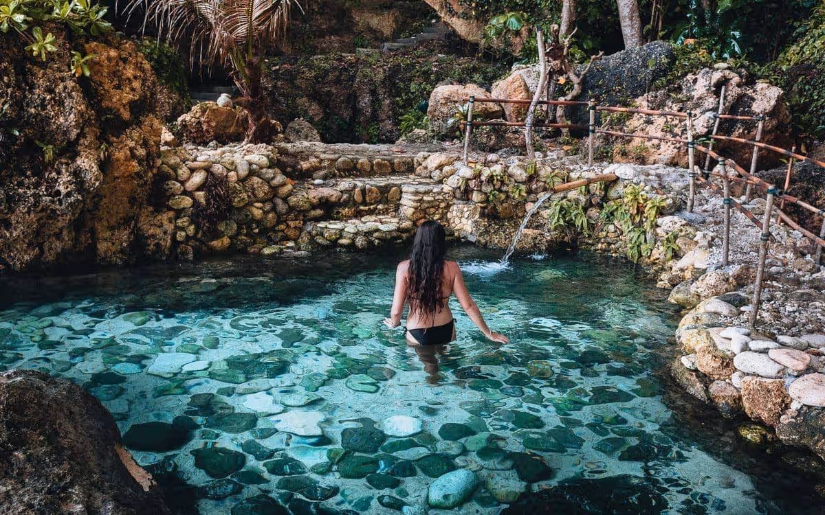 Tembeling Natural Pool on a custom Nusa Penida route